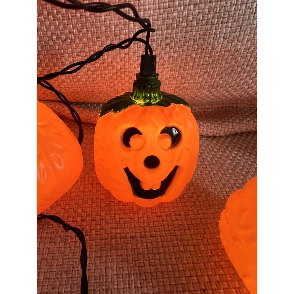 Vintage 10 Light Pumpkin Jack-O-Lantern Halloween String Strand Tested Blow Mold